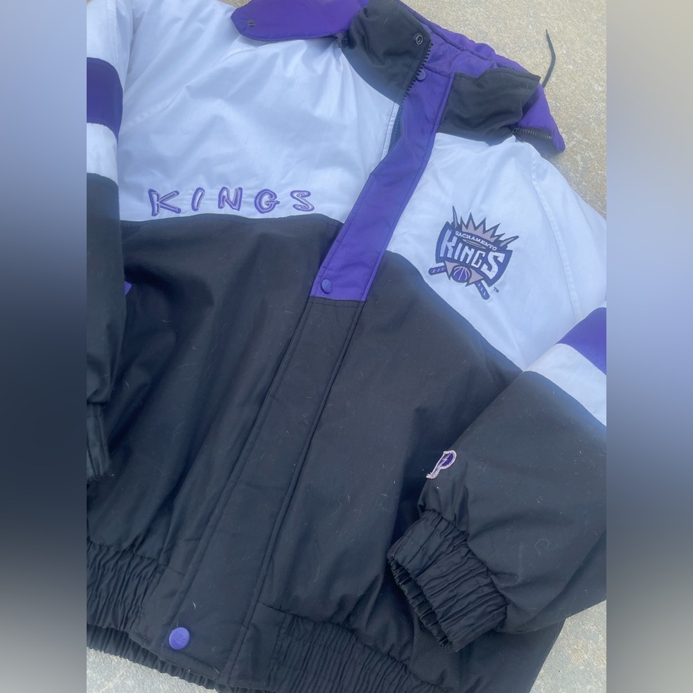 90s Pro Player Sacramento Kings “Graffiti” Jacket!!!
